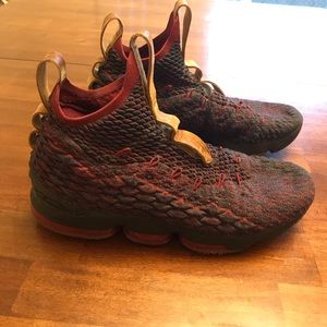 Nike LeBron 15 XV "New Heights" red 897648-30p